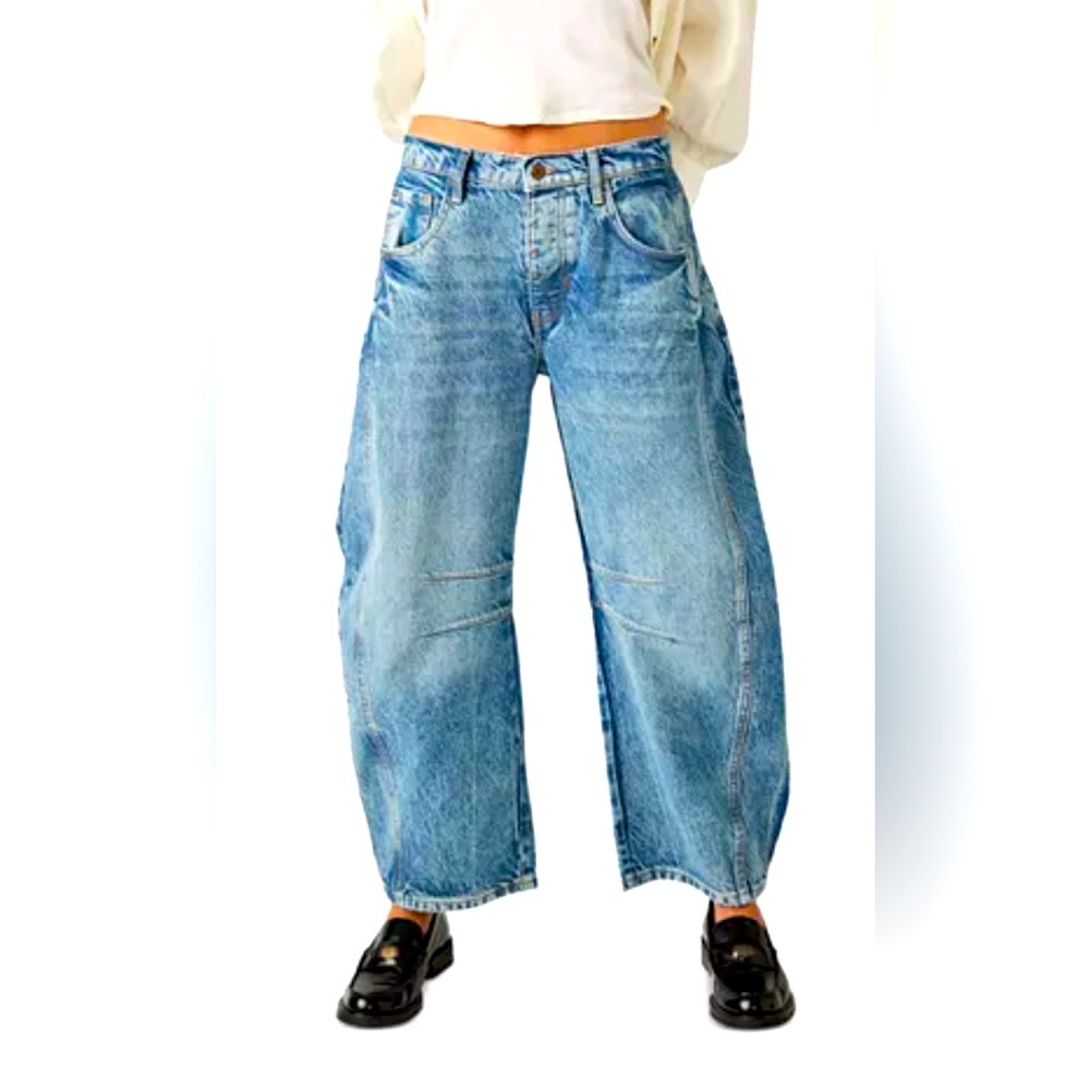 Free people barrel jean! Perfect condition!
